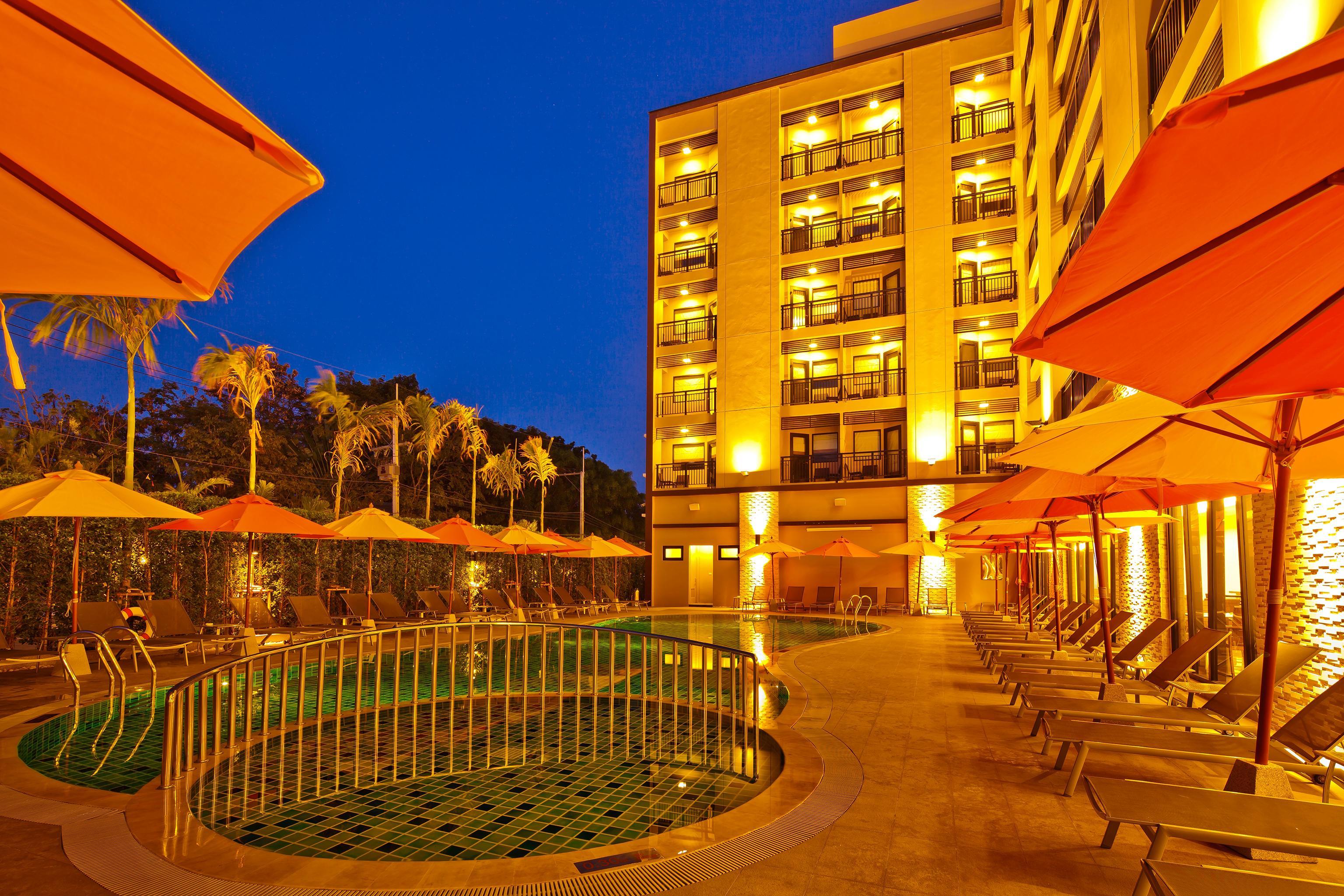 Hotel Ibis HHQ Esterno foto